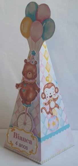 Caixa Cone/pirâmide Circo