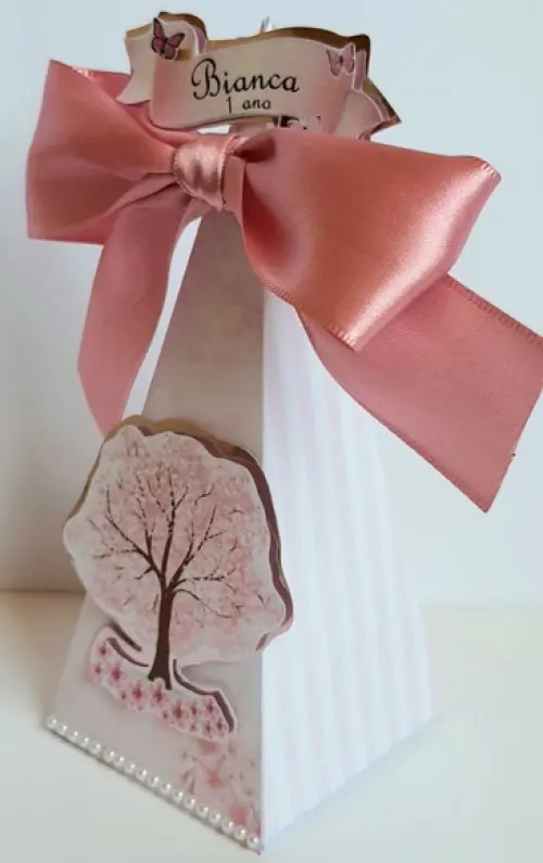 Caixa Pirâmide Flor de Cerejeira