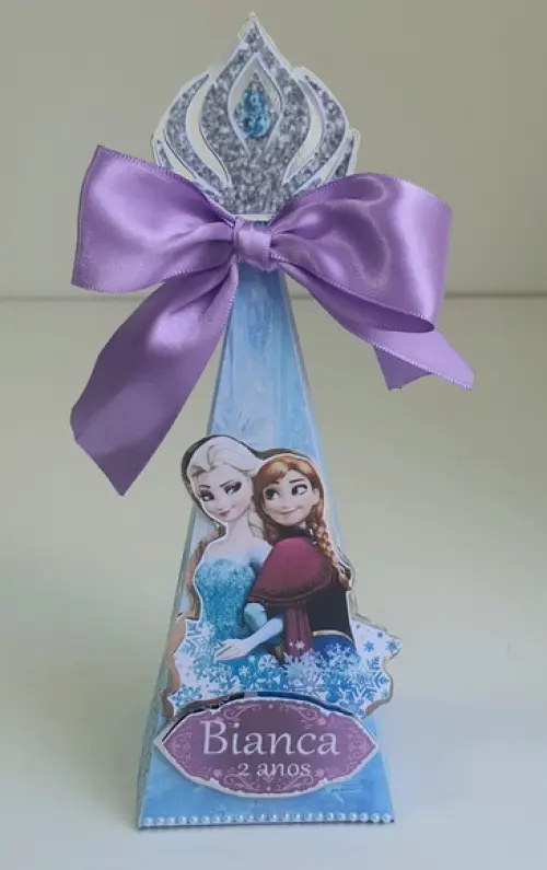 Caixa pirâmide Frozen