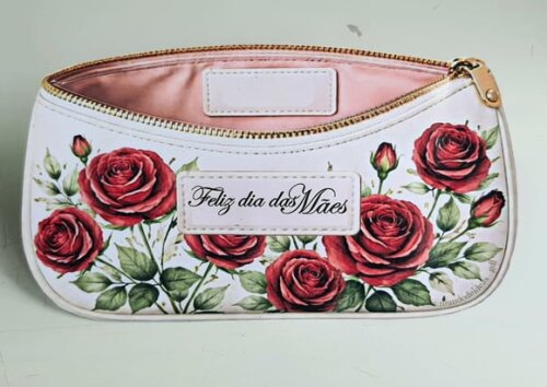 Bolsinha Realista em Papel