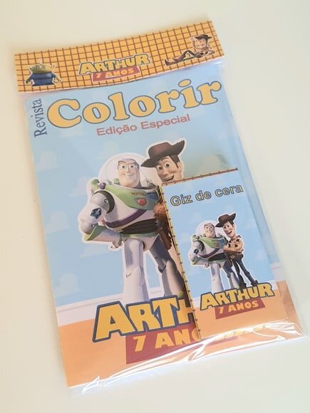 Kit Colorir com Giz de Cera Toy Story