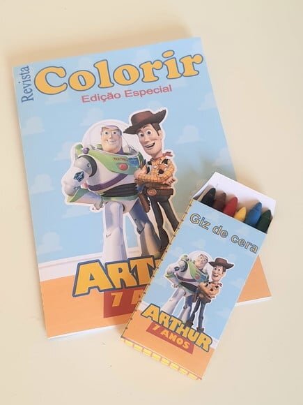 Kit Colorir com Giz de Cera Toy Story