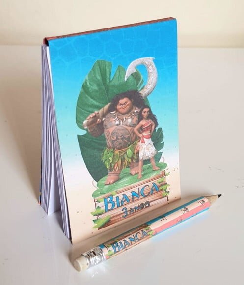 Kit Bloquinho com Mini Lápis Moana
