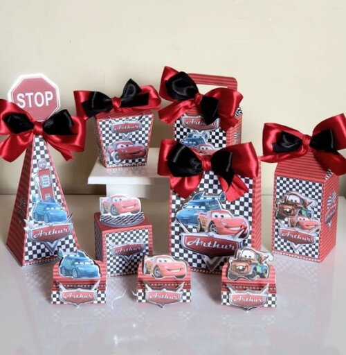 Kit 50 Lembrancinhas para Festa Carros