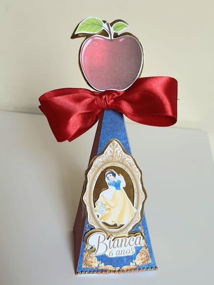 Caixa Pirâmide Branca de Neve
