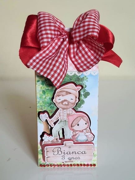 Caixa Milk Chapéuzinho Vermelho