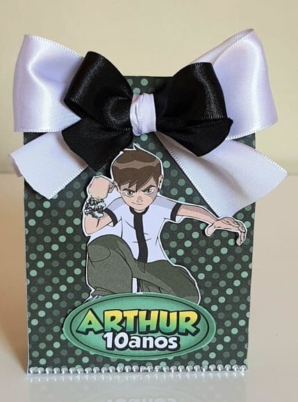Caixa Sacolinha Ben 10