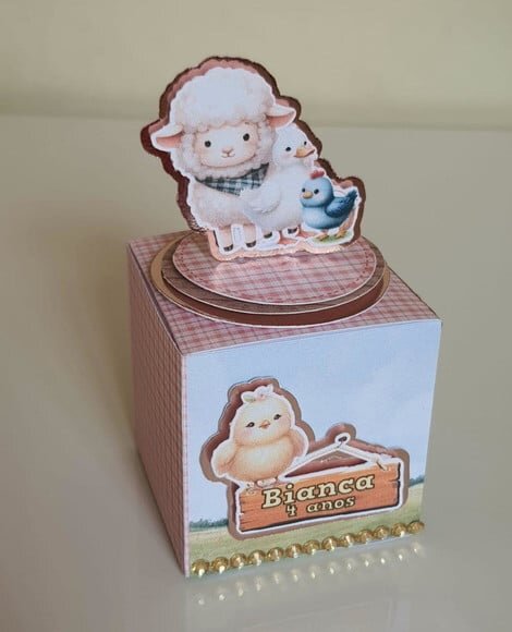 Caixa Cubo Fazendinha Rosa