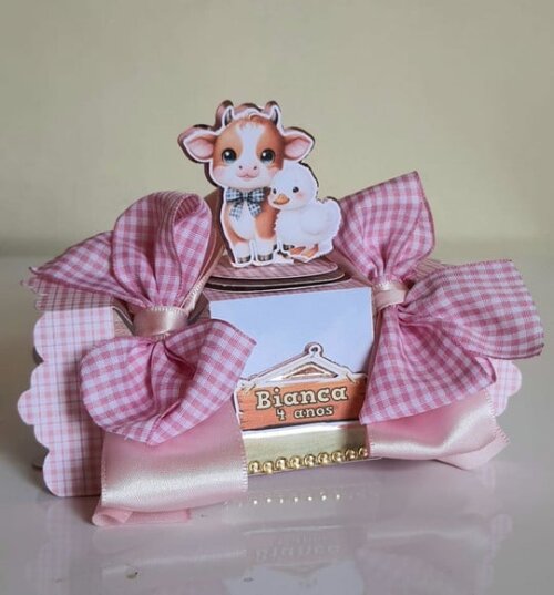 Caixa Bala Fazendinha Rosa