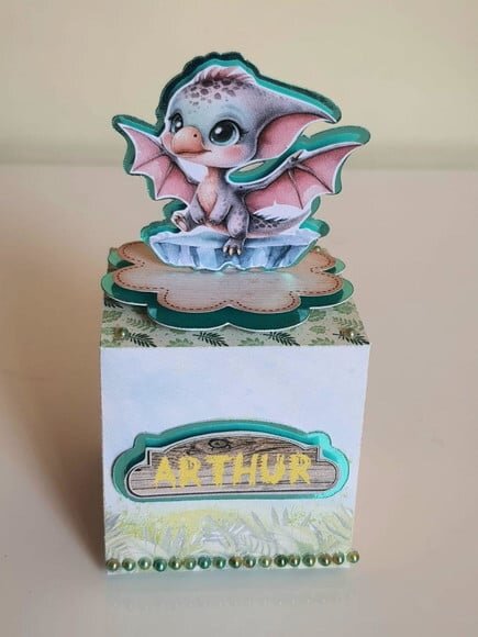 Caixa Cubo Dinossauro