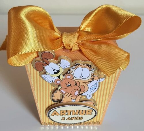 Caixa Sushi Garfield