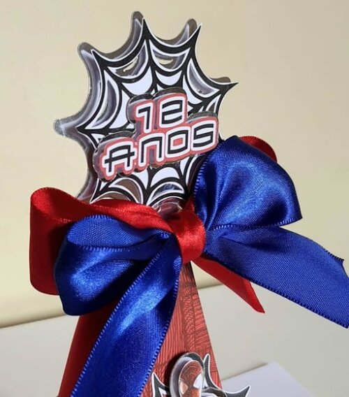 Caixa Pirâmide Homem Aranha