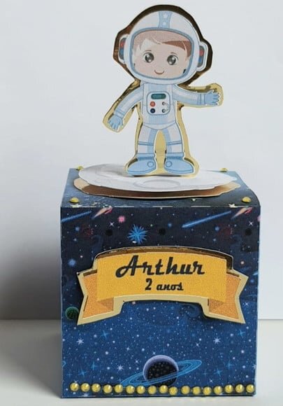 Caixa Cubo Astronauta