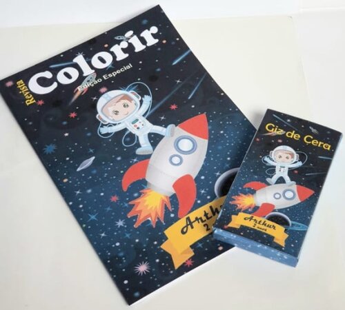 Kit Colorir com Giz de Cera Astronauta