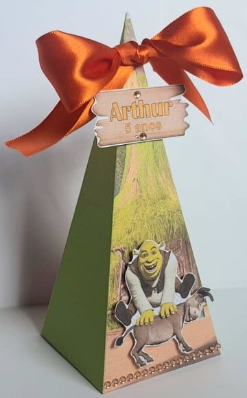Caixa Cone/pirâmide Shrek