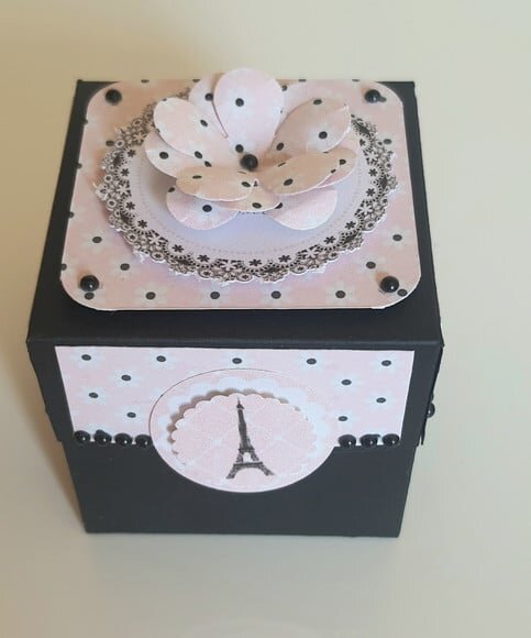 Caixa Cubo Paris