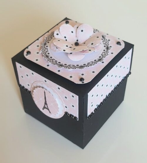 Caixa Cubo Paris