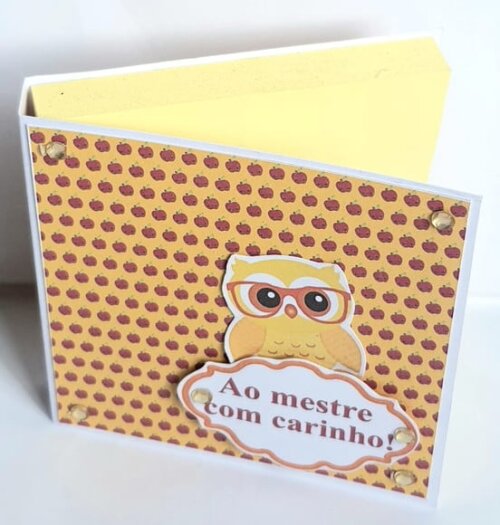 Lembrancinha de Dia dos Professores Porta Post-it