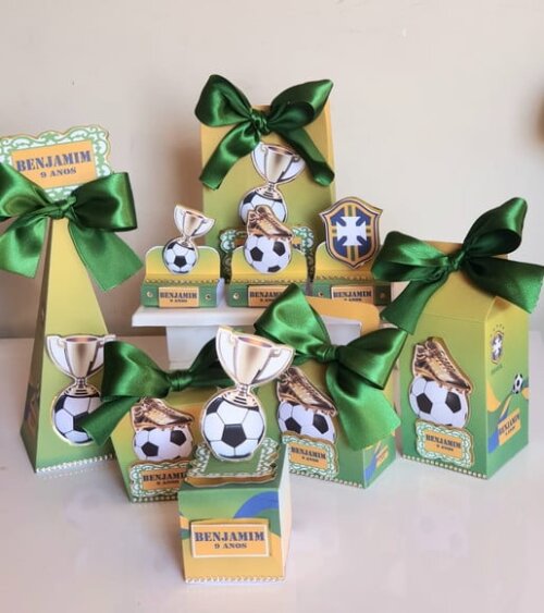 Kit de 50 Lembrancinhas pra Festa Seleção Brasileira Futebol