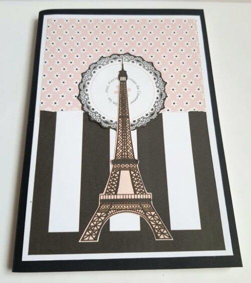 Caderno brochura tamanho A5 com tema Paris