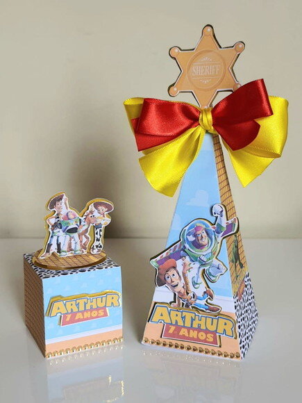 Kit 50 lembrancinhas personalizadas de festa Toy Story