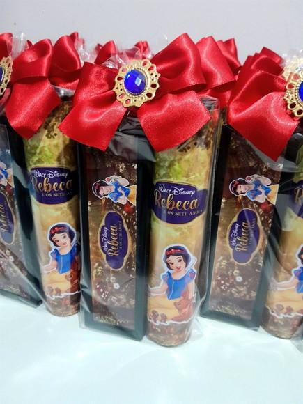 Kit de Lembrancinha Dominó e Varetas Qualquer Tema