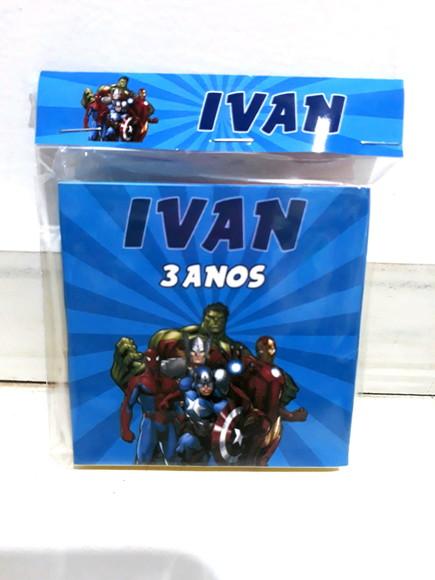 Massinha Modelar com Forminha Personalizada Vingadores