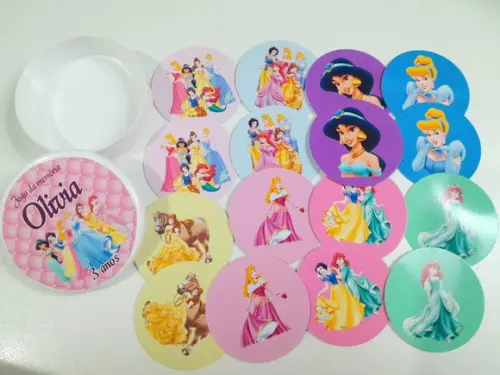 Jogo da Memória na Latinha (plástica) Príncipes Disney