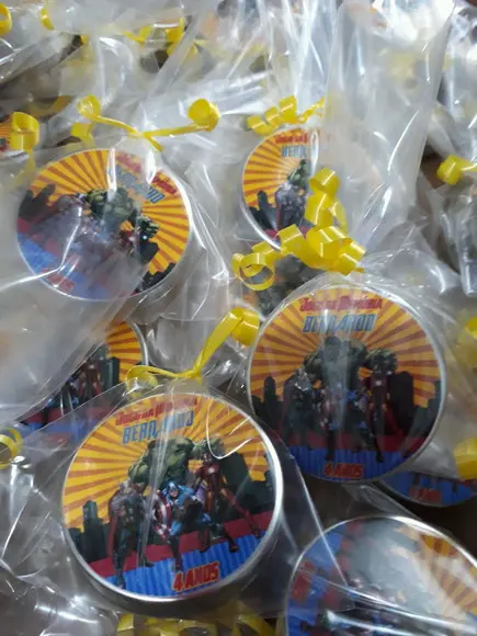 Jogo da Memória na Latinha Plástica Vingadores Avengers