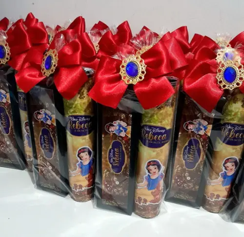 Kit de Lembrancinha Dominó e Varetas Branca de Neve