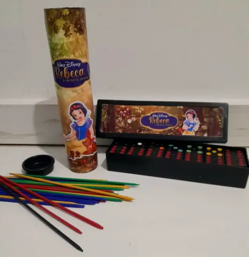 Kit de Lembrancinha Dominó e Varetas Qualquer Tema