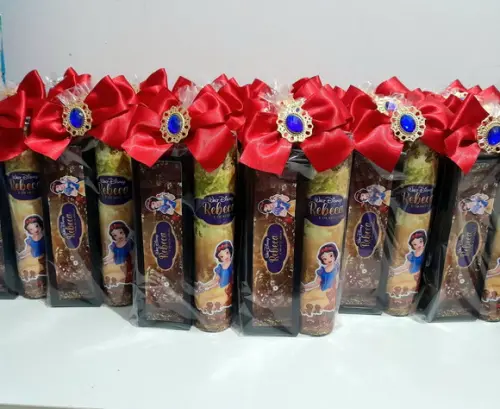 Kit de Lembrancinha Dominó e Varetas Qualquer Tema
