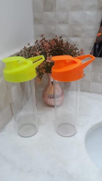 Garrafa Acqua Bio Lisa sem Personalização com Tampa