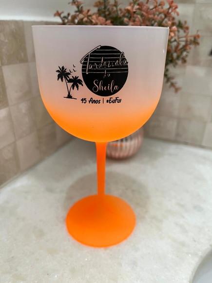 Taça de Gin Degrade Personalizada