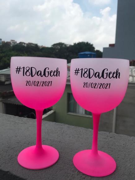 Taça de Gin Degrade Personalizada para Drink
