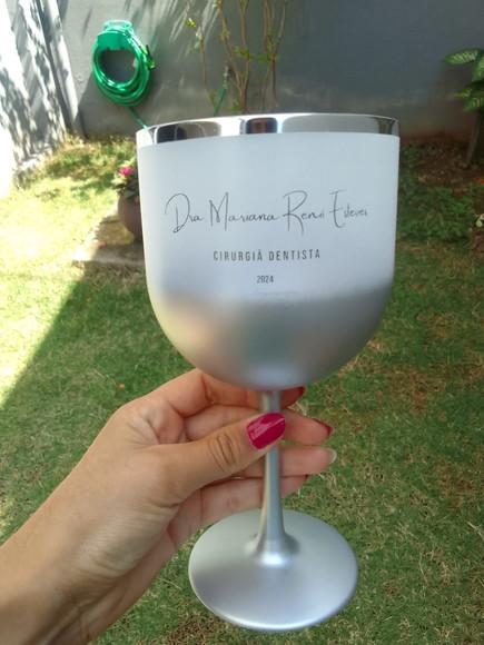 Taça Gin Degrade 450 ml com Borda Personalizada Artes Iguais