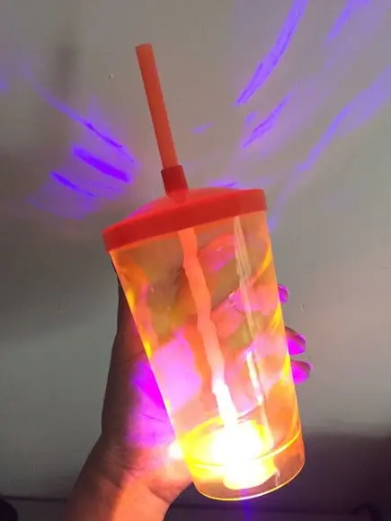 Copo Shake Twister 500 ml com Led sem Personalização