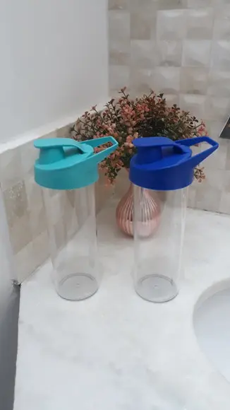 Garrafa Acqua Bio Lisa sem Personalização com Tampa