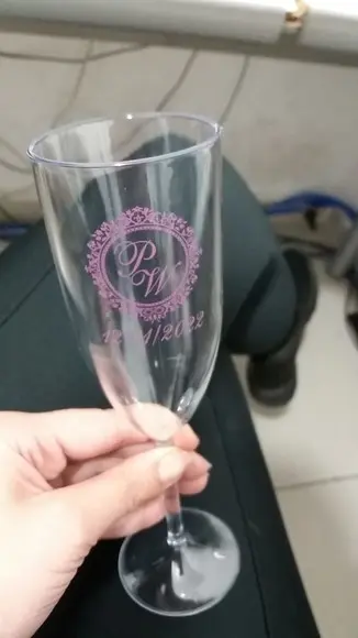 Taça de Champanhe Personalizada - Verso Grátis