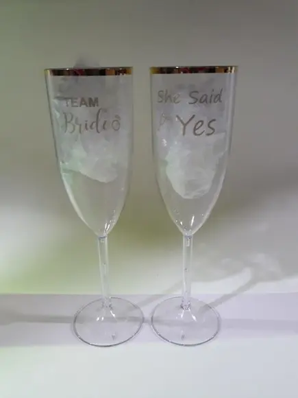Taça de Champanhe Personalizada com Borda Metalizada