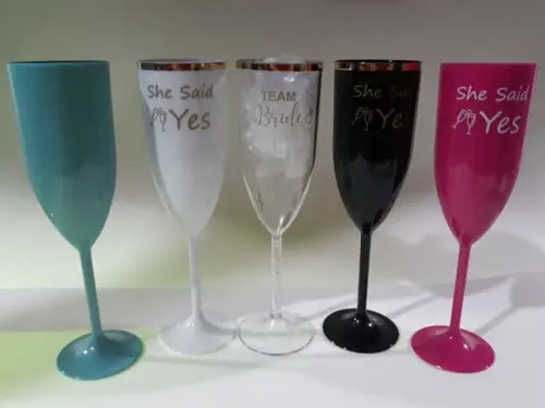 Taça de Champanhe Personalizada com Borda Metalizada