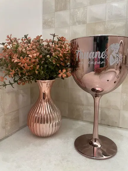 Taça de Gin Acrílica Metalizada e Personalizada