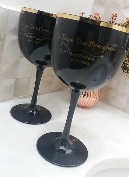 Taça Gin 450 ml - Personalizada e com Borda Metalizada