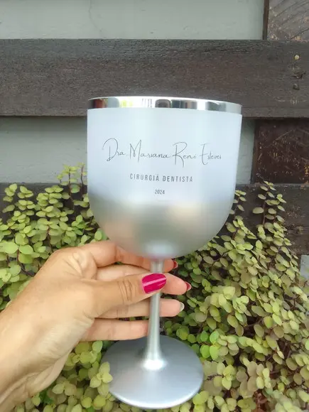 Taça Gin Degrade 450 ml com Borda Personalizada Artes Iguais