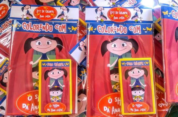 Livrinho Revista Para Colorir + Giz De Cera Personalizados