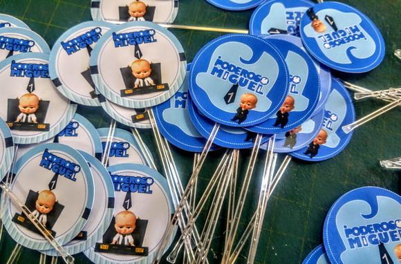 Toppers Com Astes Para Doces 4cm Kit Com 100