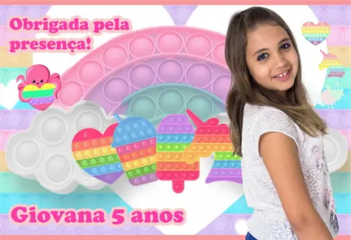 20 Foto Imã Personalizado + 6 Totens 18cm