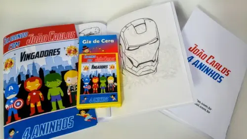 Livrinho Revista Para Colorir Super Heróis + Giz De Cera