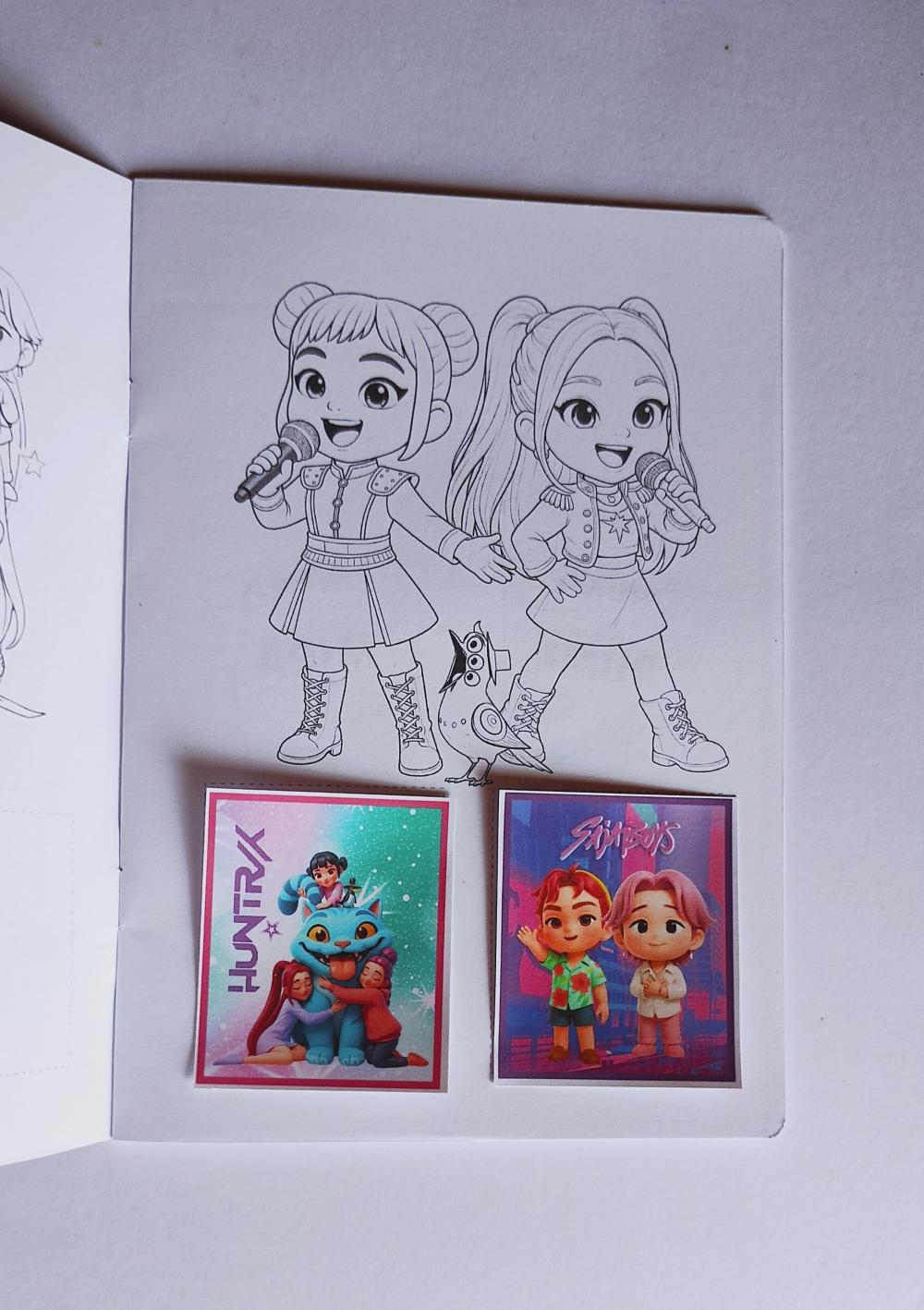 Álbum com Figurinhas Guerreiras Kpop Desenho Colorir Huntrix