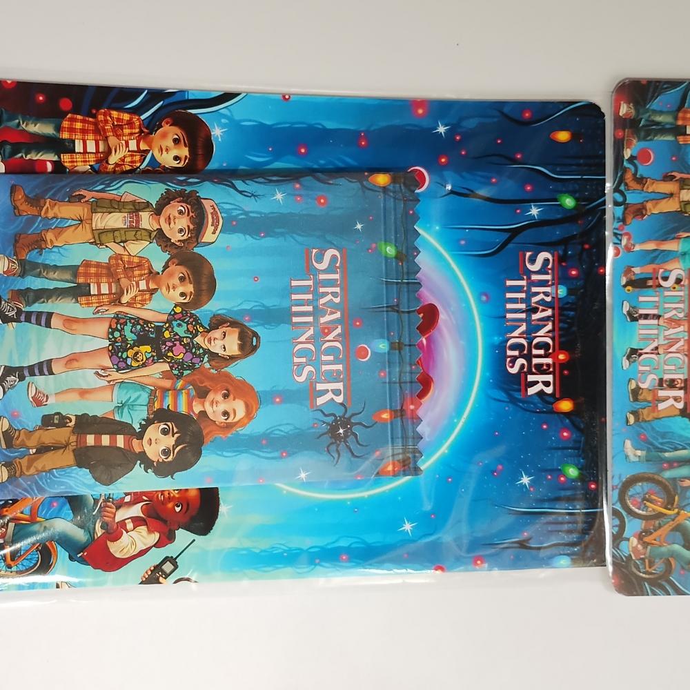 Stranger Things Álbum com Figurinhas Desenhos de Colorir